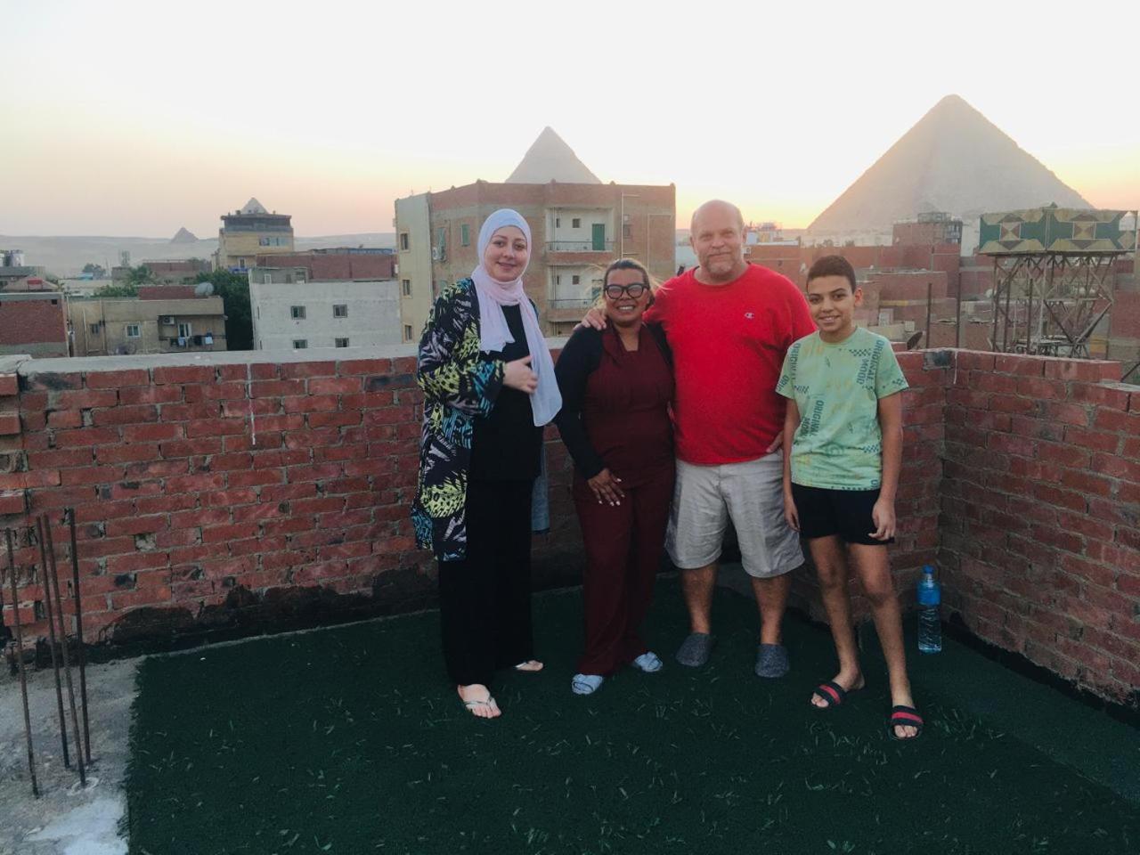 Merit Pyramids View * Caïro