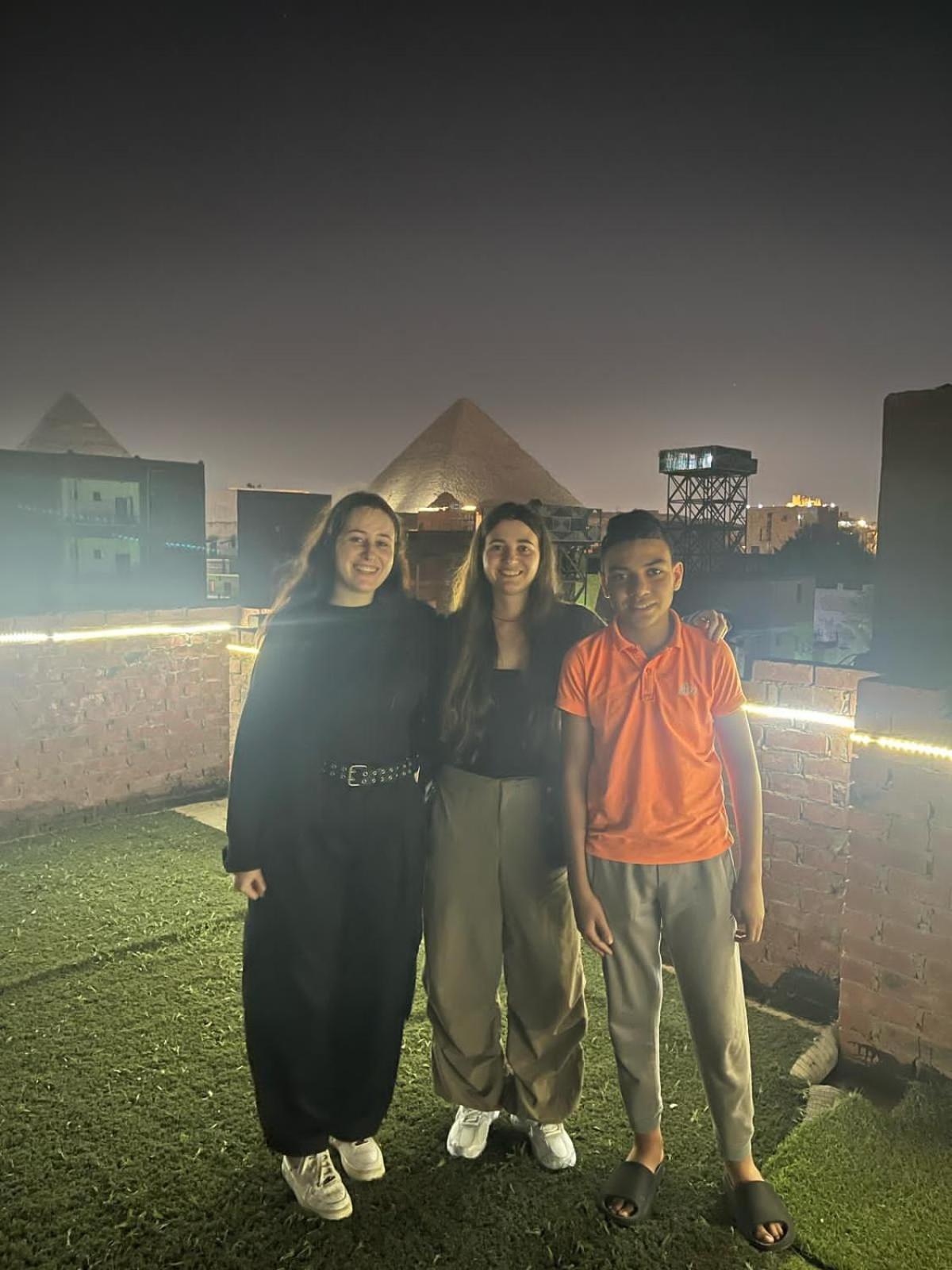 Merit Pyramids View * Caïro